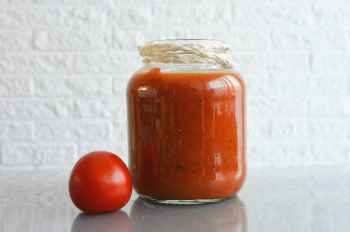 Salsa de tomate al microondas (por Carla)