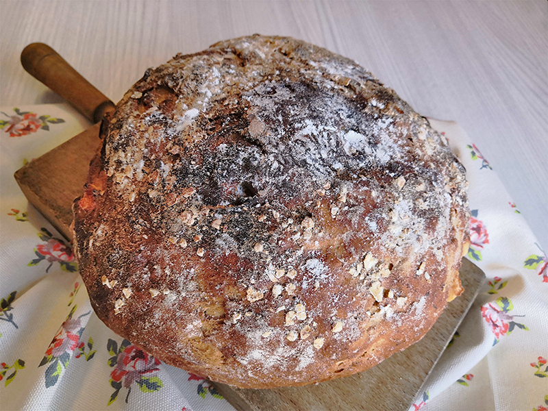 Receta de pan de avena con naranja, manzana y d?tiles de Tyrion Lannister por nutricienta