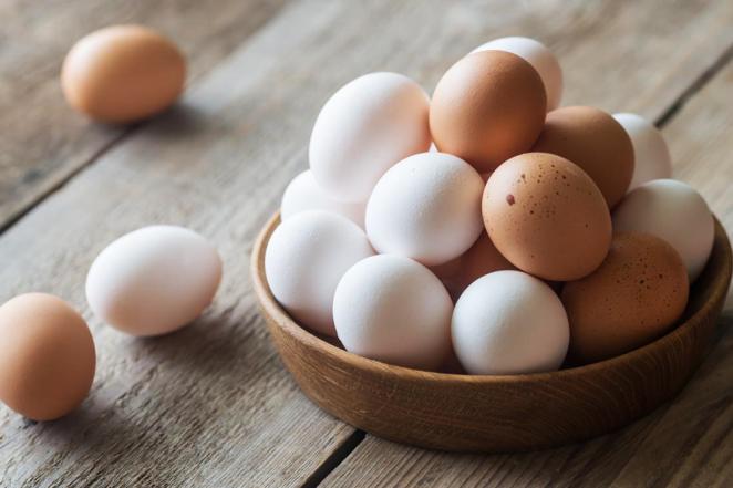 Huevo de gallina: calorías y valores nutricionales