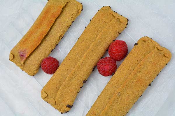 barritas de avena rellenas de mermelada de frambuesa sin az?car por nutricienta