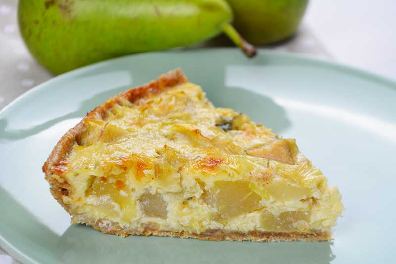 deliciosa quiche de peras y queso roquefort o queso azul con todas sus propiedades nutricionales por nutricienta